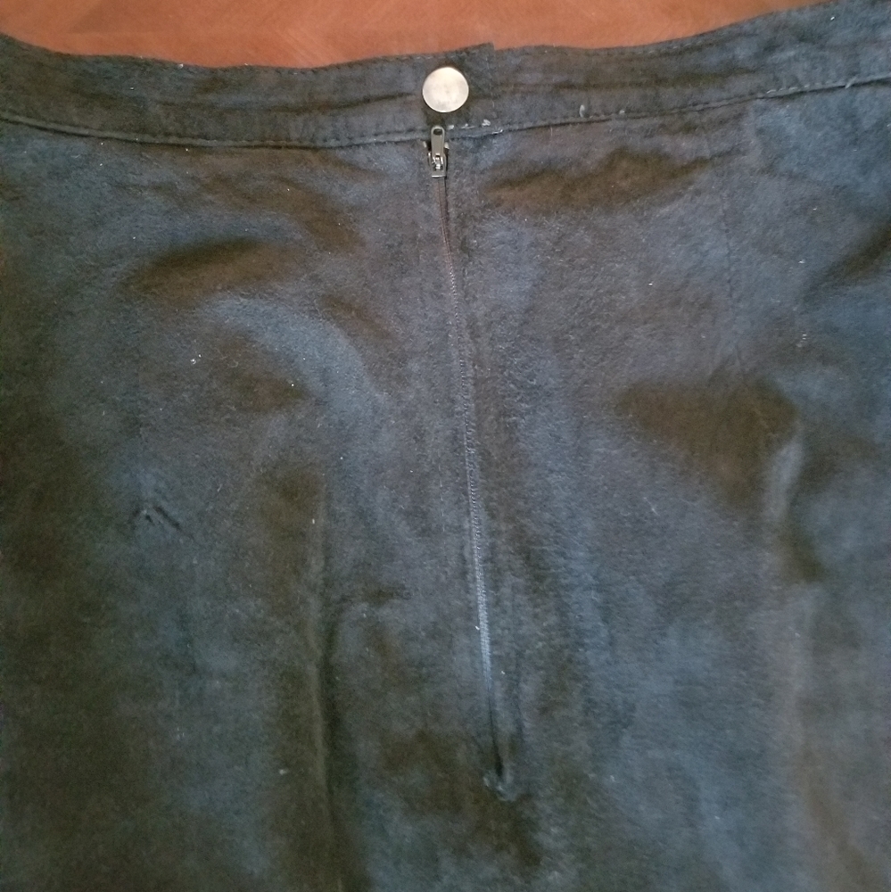 Vintage suede skirt 10 - Picture 4 of 10